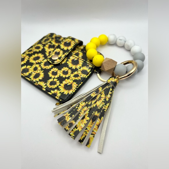 Wallet Keychain - Picture 6 of 8